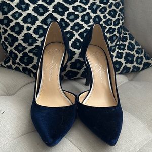 Jessica Simpson Pumps 7.5 In a beautiful blue.